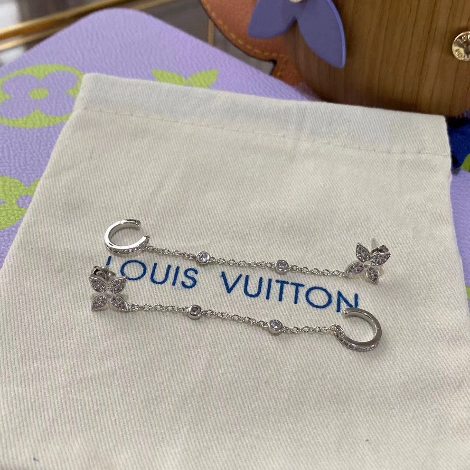 LV Earrings 120416B1