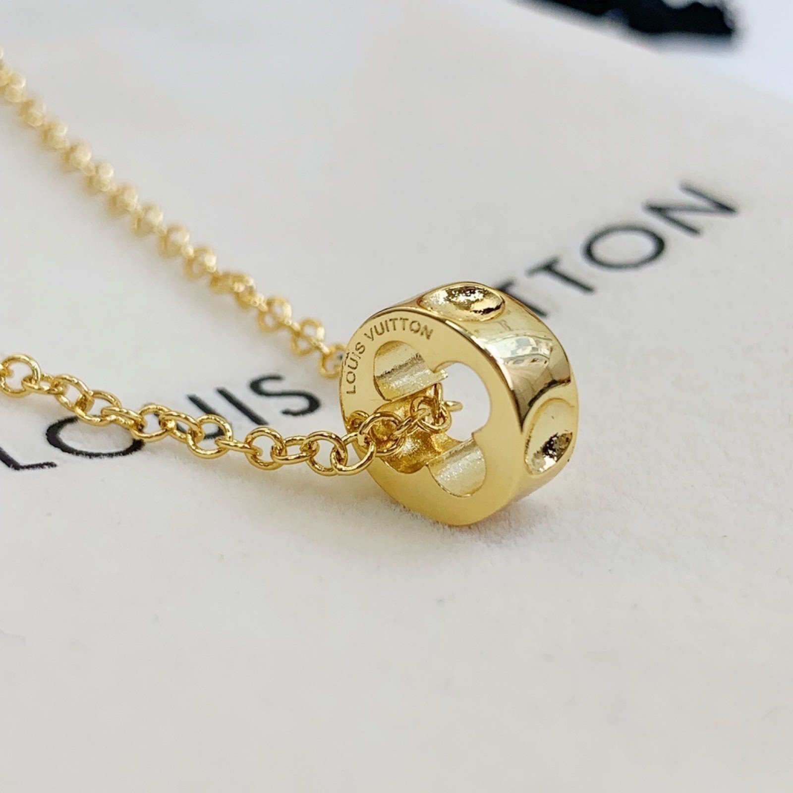 LV Necklace 111230B