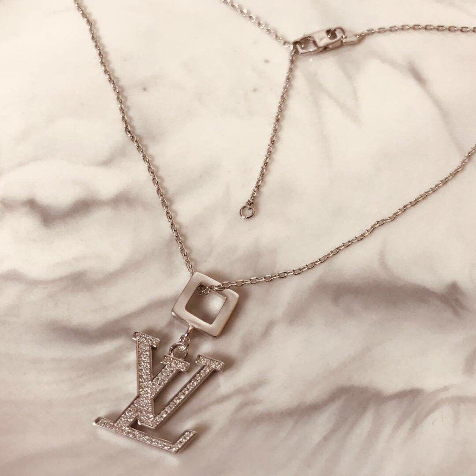 LV Necklace 120330G