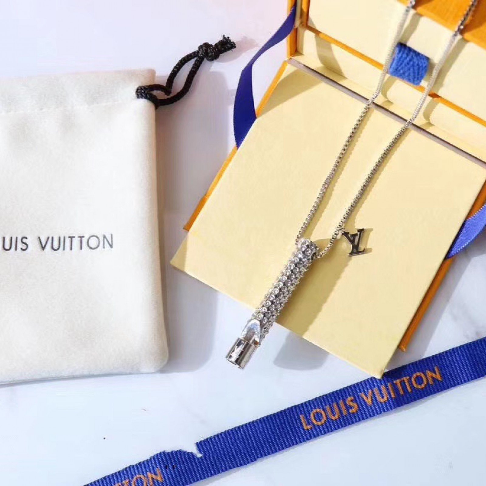 LV Necklace 120416M