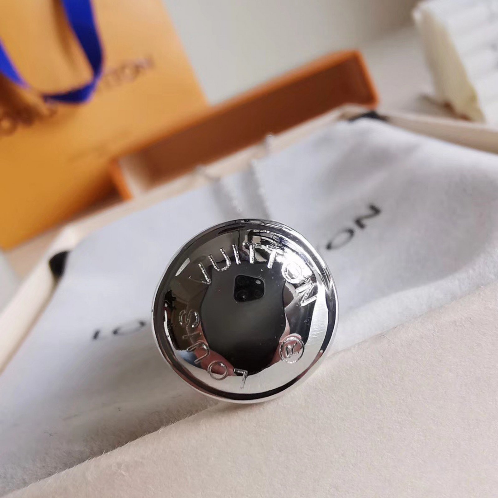 LV Necklace 120416N