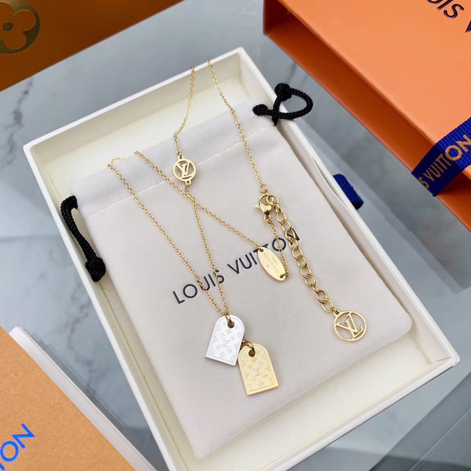 LV Necklace 120416P