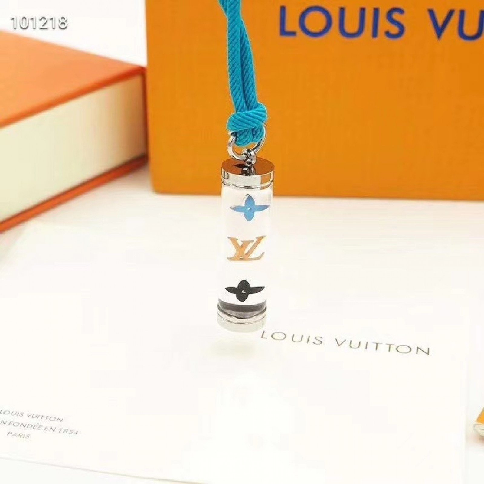 LV Necklace 120805A