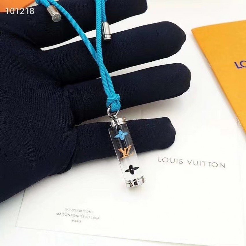 LV Necklace 120805A