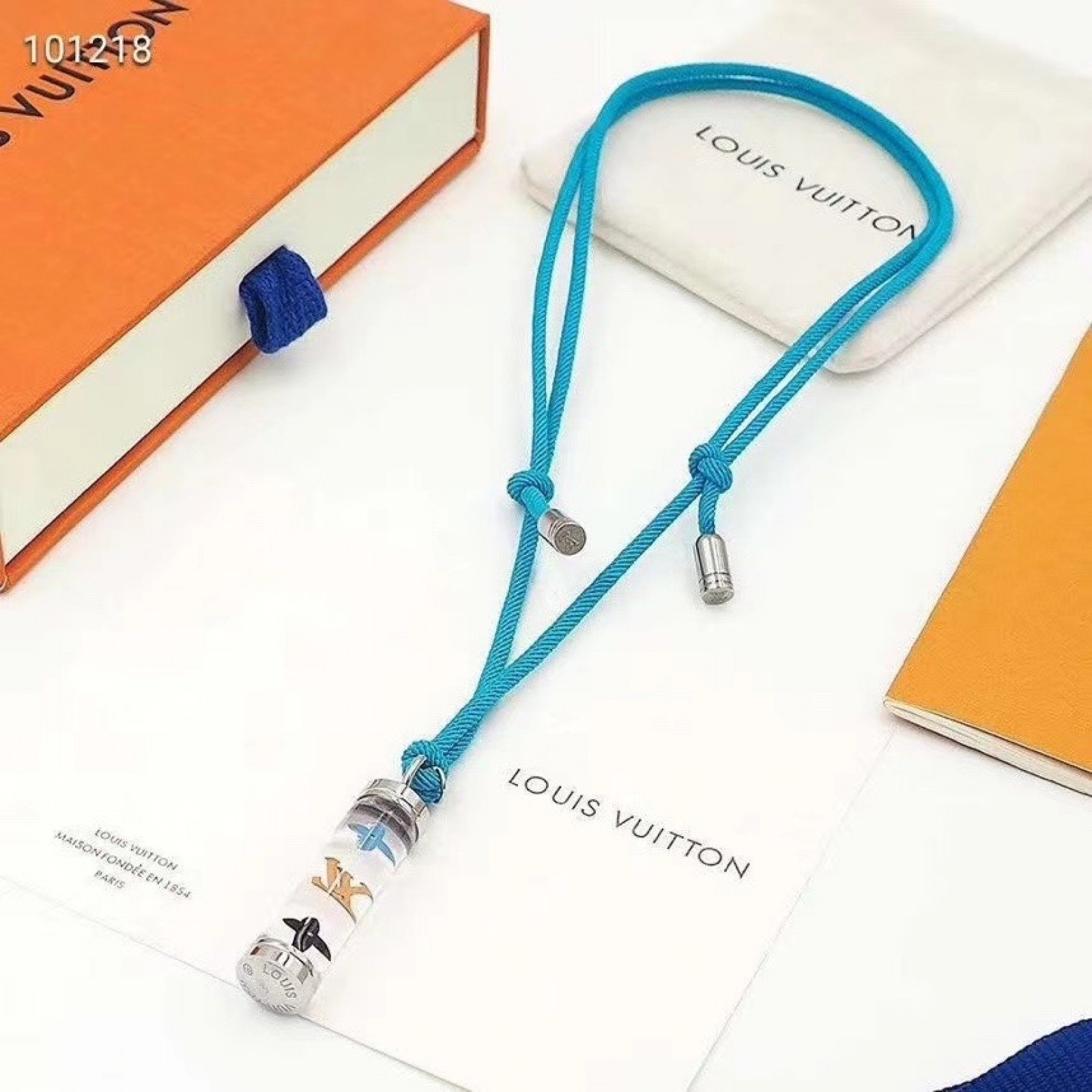 LV Necklace 120805A