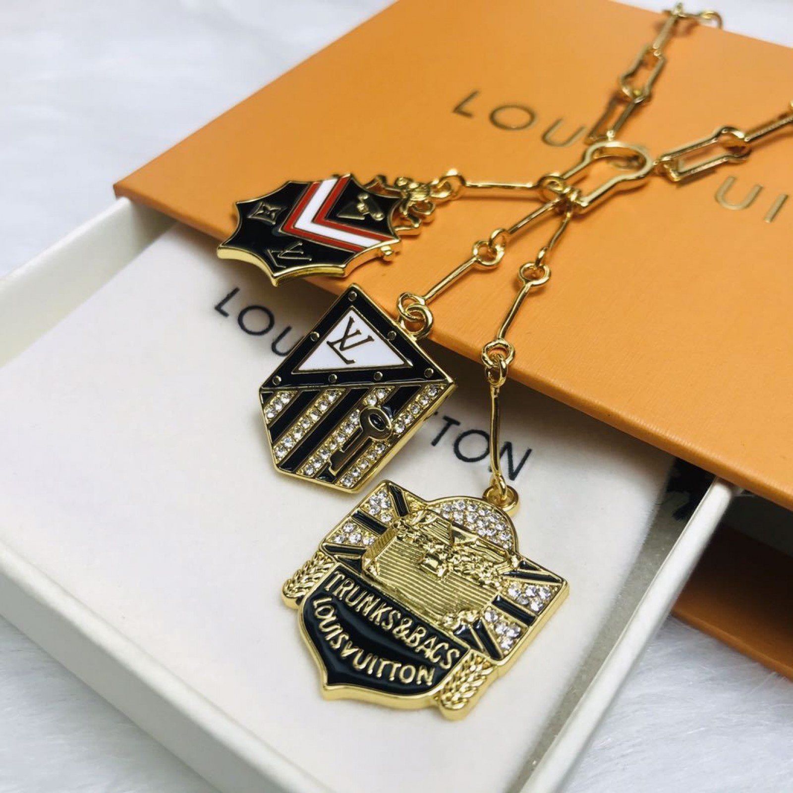LV Necklace 120915A