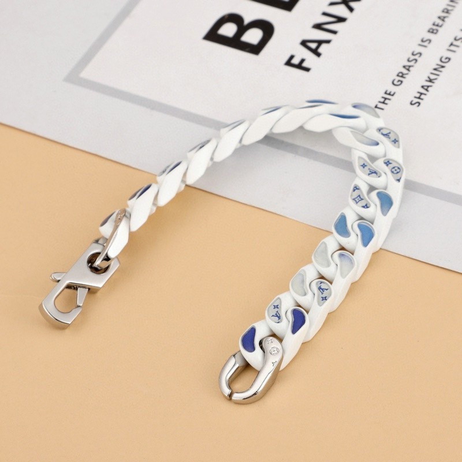 LV Necklace 140312C