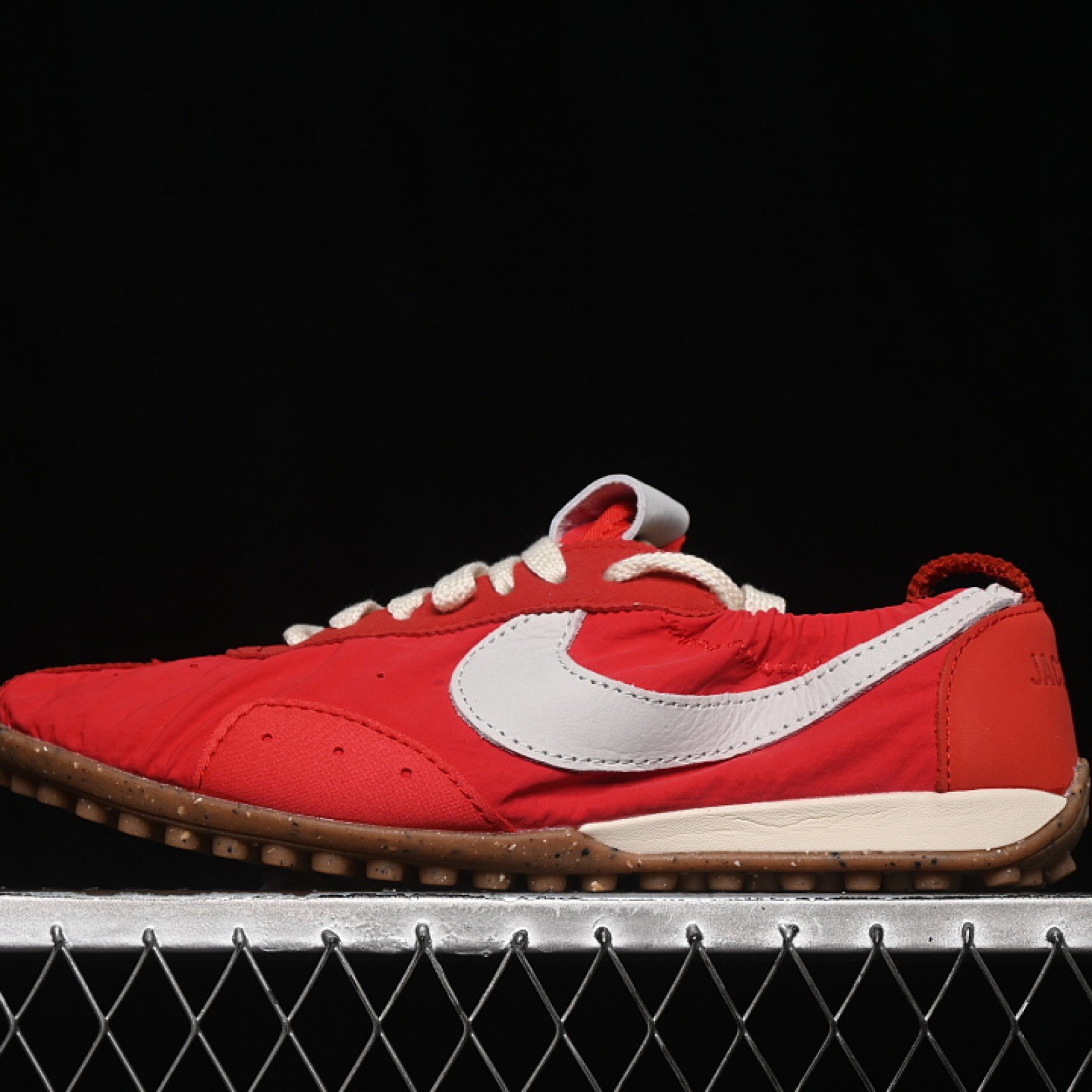 HV8547 600 MOON SHOE SP UNIVERSITY RED/BROWN/STORM BLUE WOMAN:36 39 MAN:40 47.5