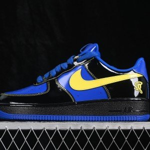 IQ1402 010 AIR FORCE 1 LOW BLACK/OPTIC YELLOW/RACER BLUE MAN:40 47.5