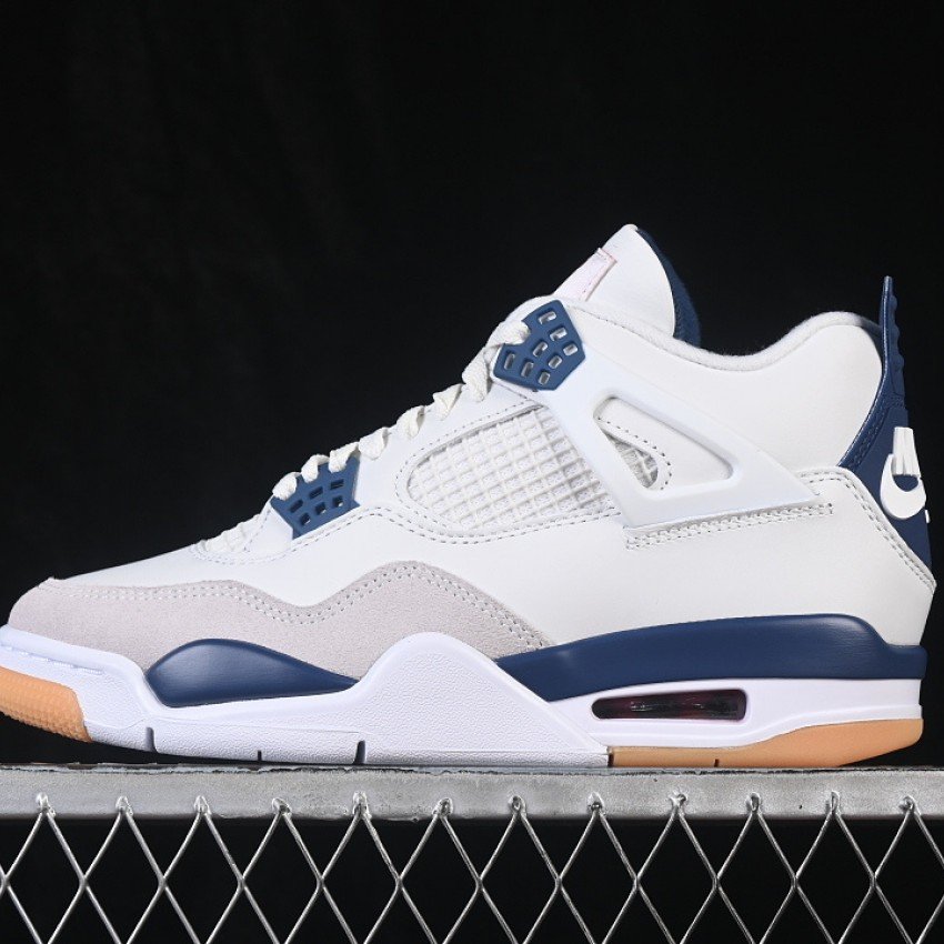 DR5415 100 JORDAN 4 RETRO SB SUMMIT WHITE/NAVY/NEUTRAL GREY/GUM YELLOW/RED MAN:40 48.5