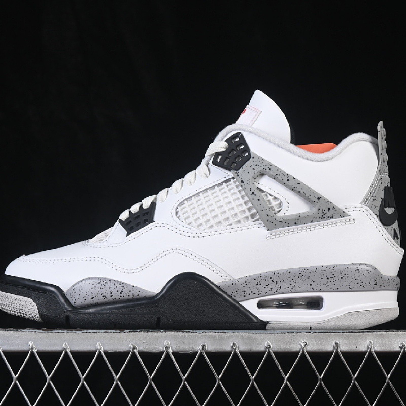 FV5029 100 JORDAN 4 RETRO SUMMIT WHITE/FIRE RED TECH GREY BLACK MAN:40 48.5
