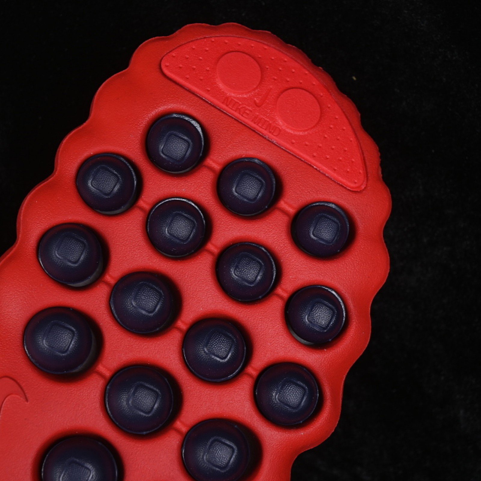 HQ4307 601 MIND 001 SLIDE TEAM RED/RED/MIDNIGHT NAVY/CHROME WOMAN:36 39 MAN:40 47.5