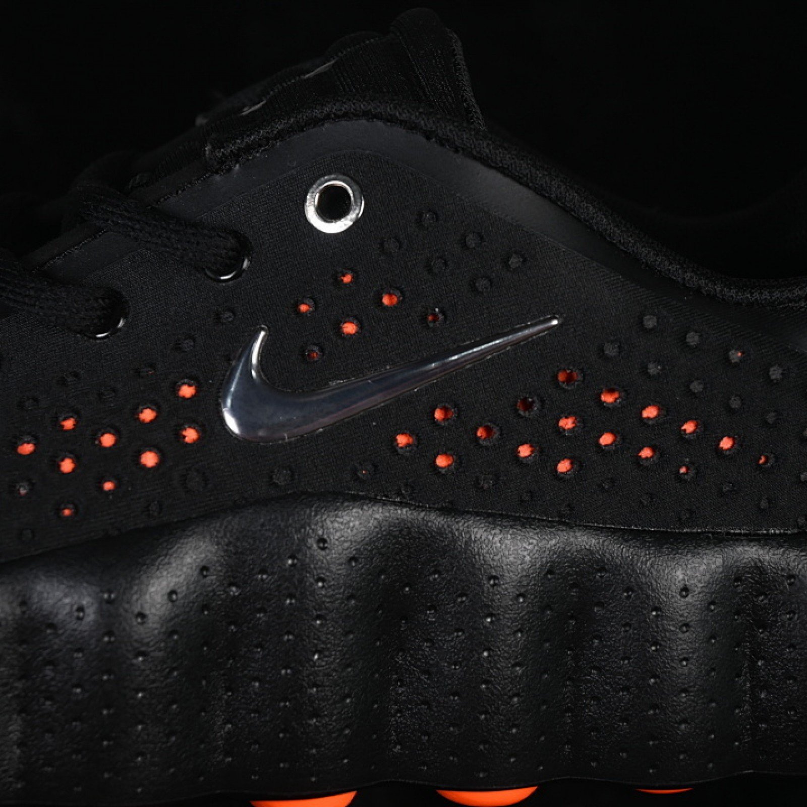 HQ4308 001 MIND 002 BLACK/HYPER CRIMSON/HYPER CRIMSON/CHROME WOMAN:36 39 MAN:40 45