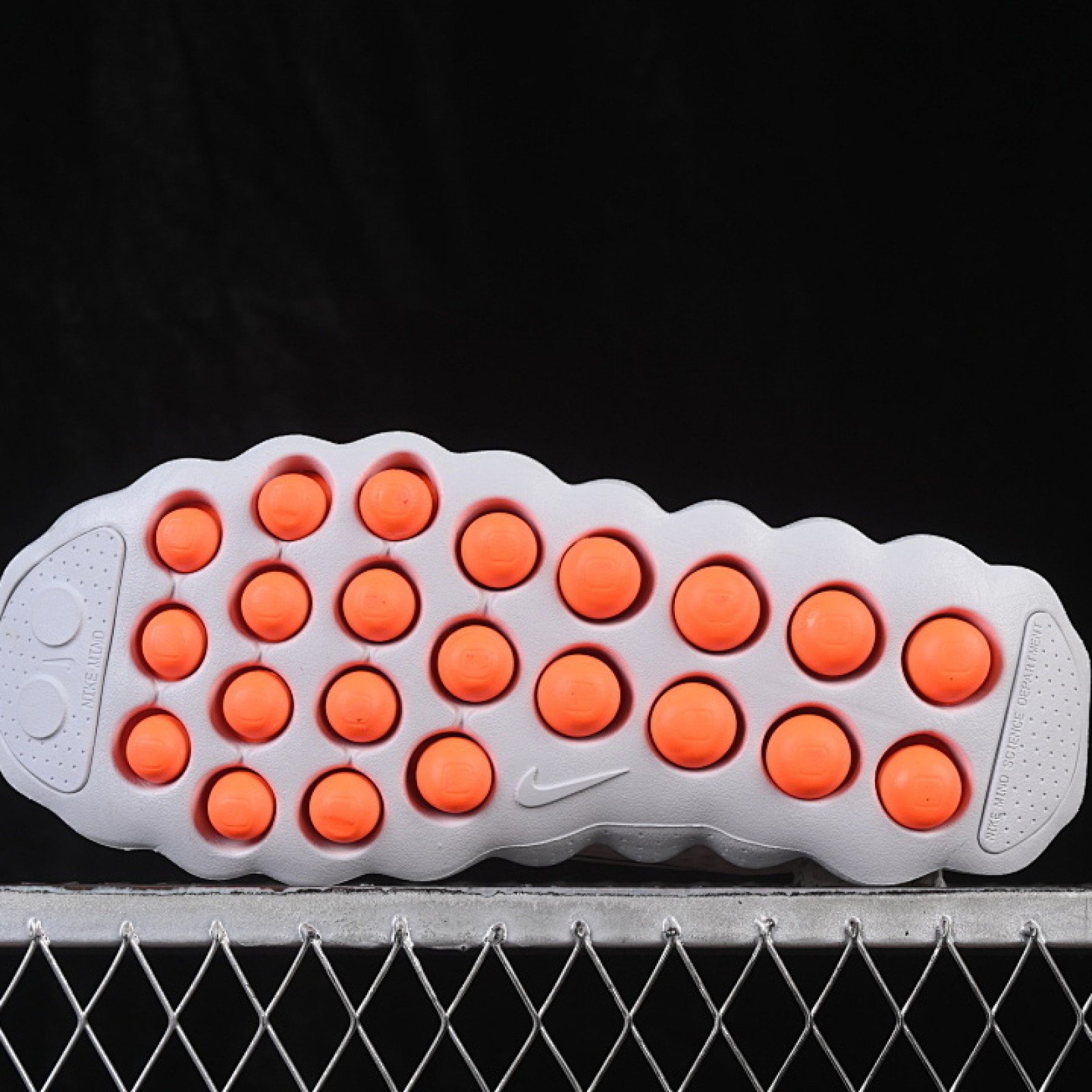 HQ4310 003 MIND 002 LIGHT SMOKE GREY/PHOTON DUST/HYPER CRIMSON WOMAN:36 39 MAN:40 45
