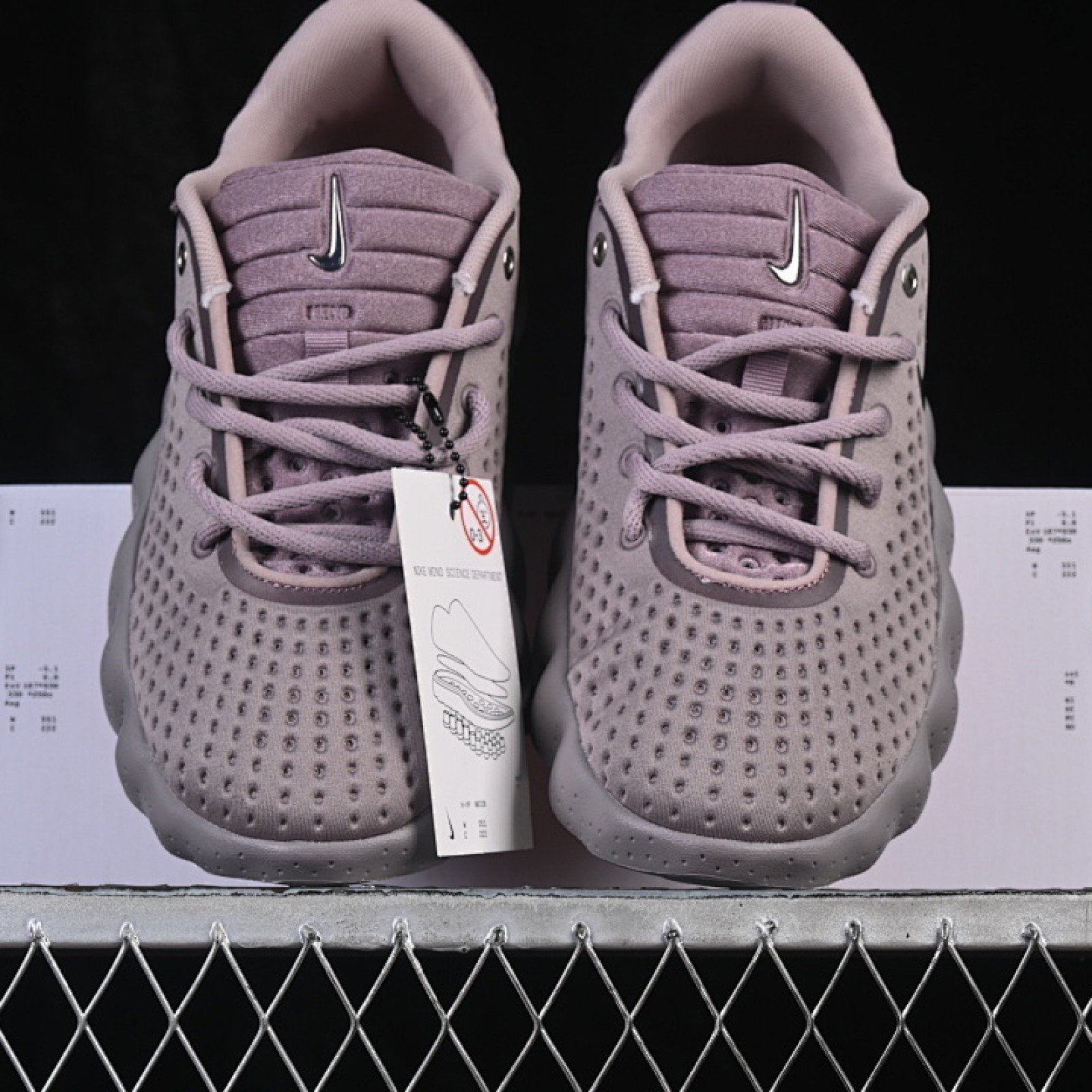 HQ4310 200 MIND 002 PURPLE SMOKE/HYPER CRIMSON/METALLIC COOL GREY WOMAN:36 39 MAN:40 45