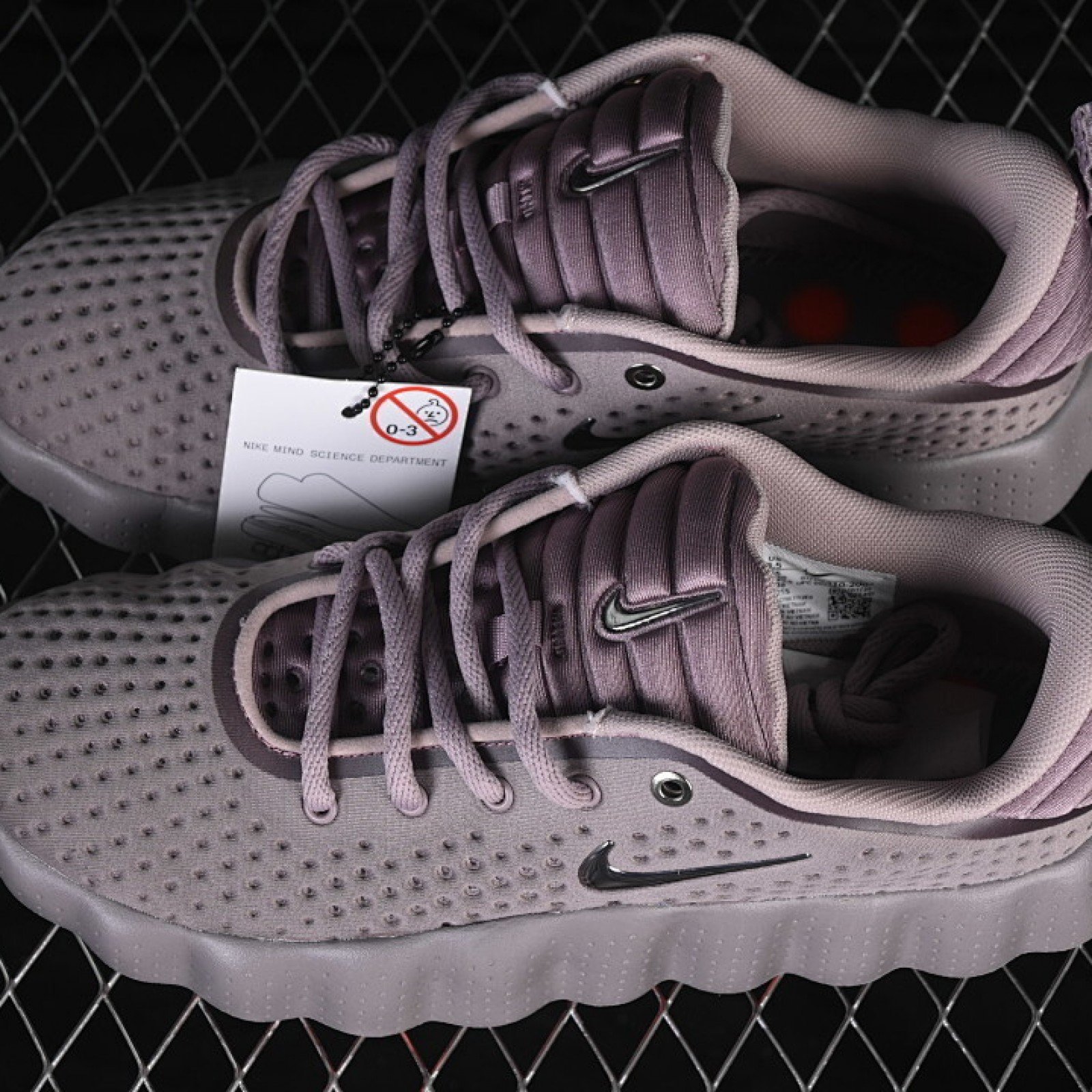 HQ4310 200 MIND 002 PURPLE SMOKE/HYPER CRIMSON/METALLIC COOL GREY WOMAN:36 39 MAN:40 45