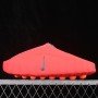 HQ4307 600 MIND 001 SLIDE SOLAR RED/HYPER CRIMSON/BLACK WOMAN:36 38.5 MAN:40 47.5