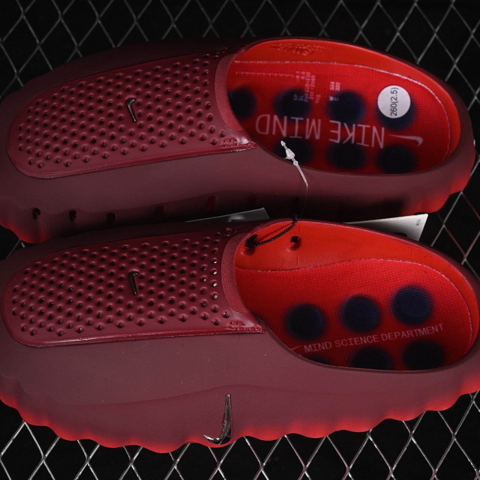 HQ4307 601 MIND 001 SLIDE TEAM RED/MIDNIGHT NAVY/CHROME WOMAN:35.5 38.5 MAN:40 48.5