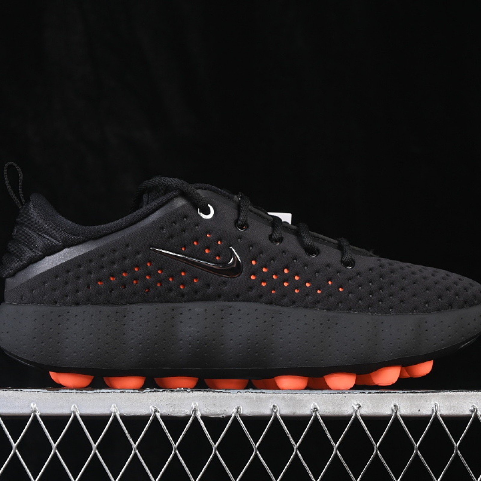 HQ4308 001 MIND 002 BLACK/HYPER CRIMSON/HYPER CRIMSON/CHROME WOMAN:36 39 MAN:40 46