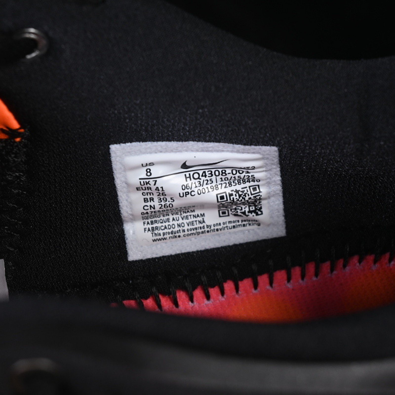 HQ4308 001 MIND 002 BLACK/HYPER CRIMSON/HYPER CRIMSON/CHROME WOMAN:36 39 MAN:40 46