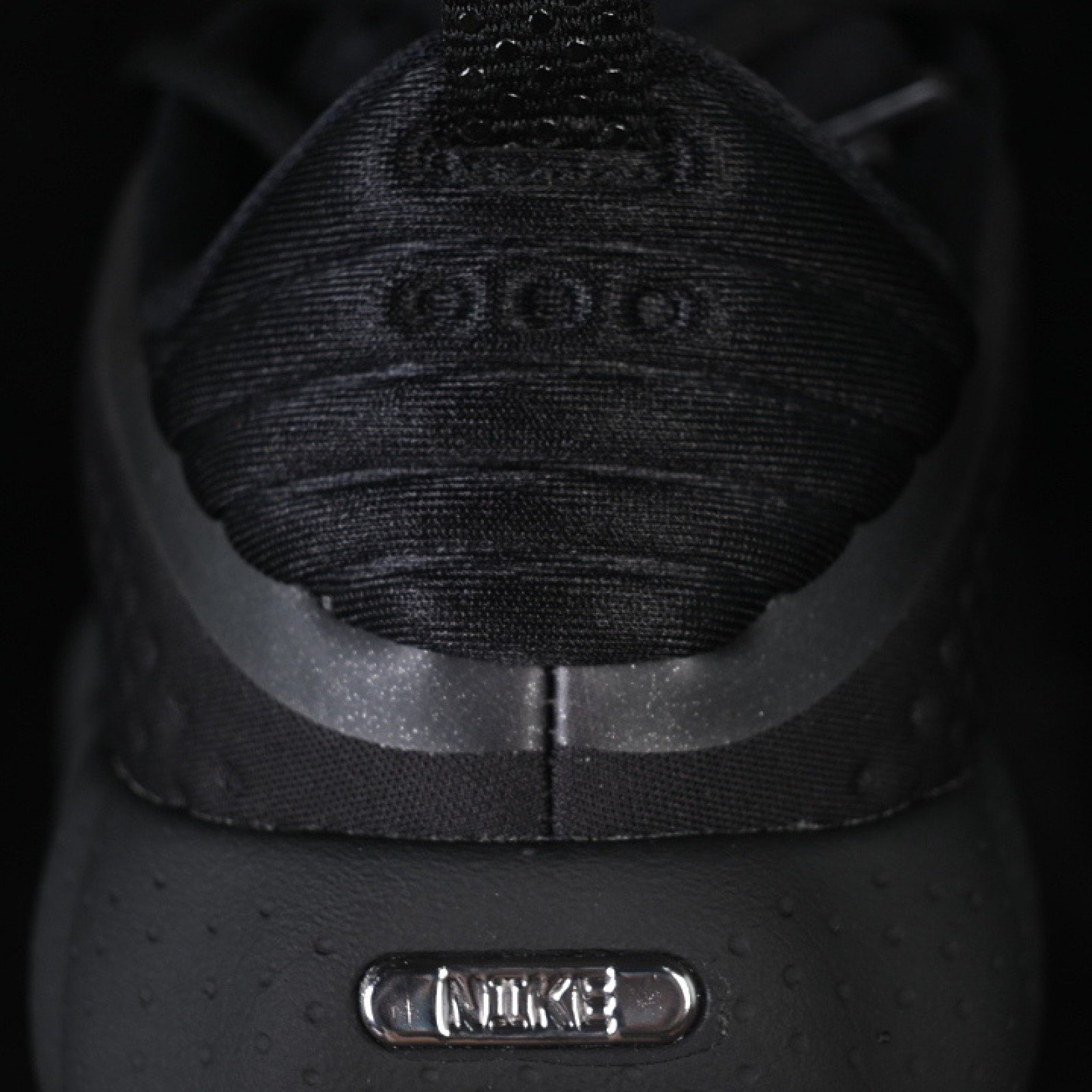 HQ4308 001 MIND 002 BLACK/HYPER CRIMSON/HYPER CRIMSON/CHROME WOMAN:36 39 MAN:40 46