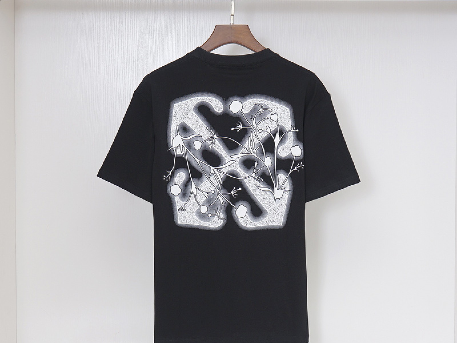 Off-White T-Shirts Black for Men