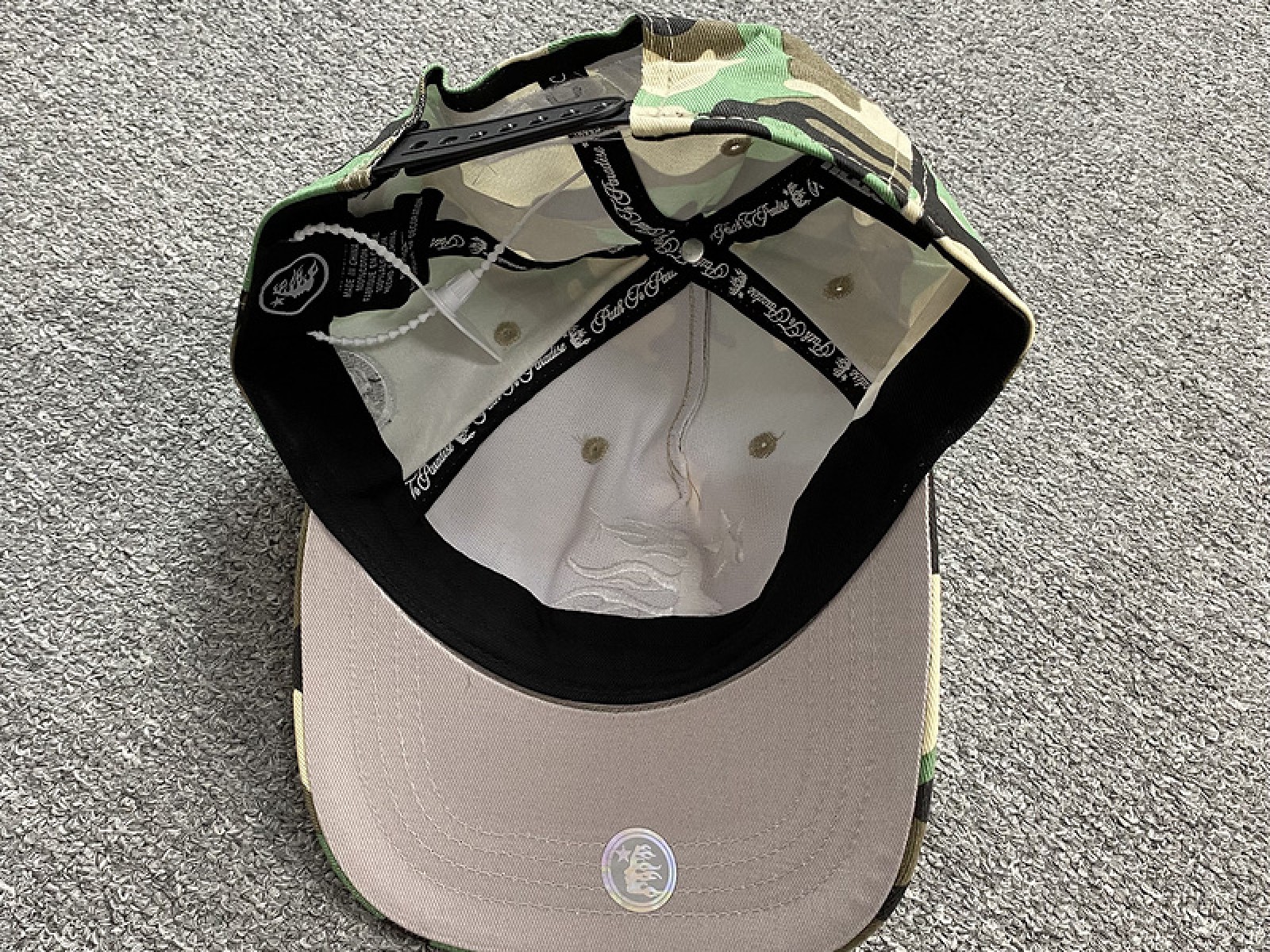 Hellstar Studios fitted hat