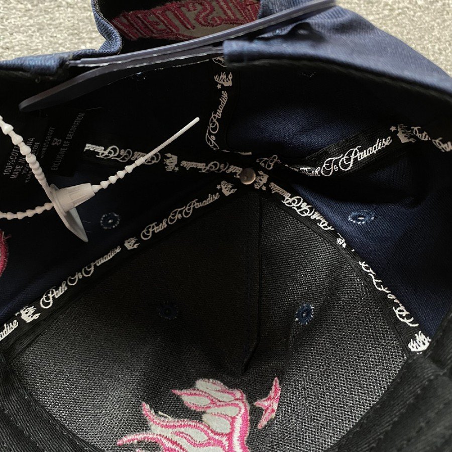 Hellstar Studios fitted hat