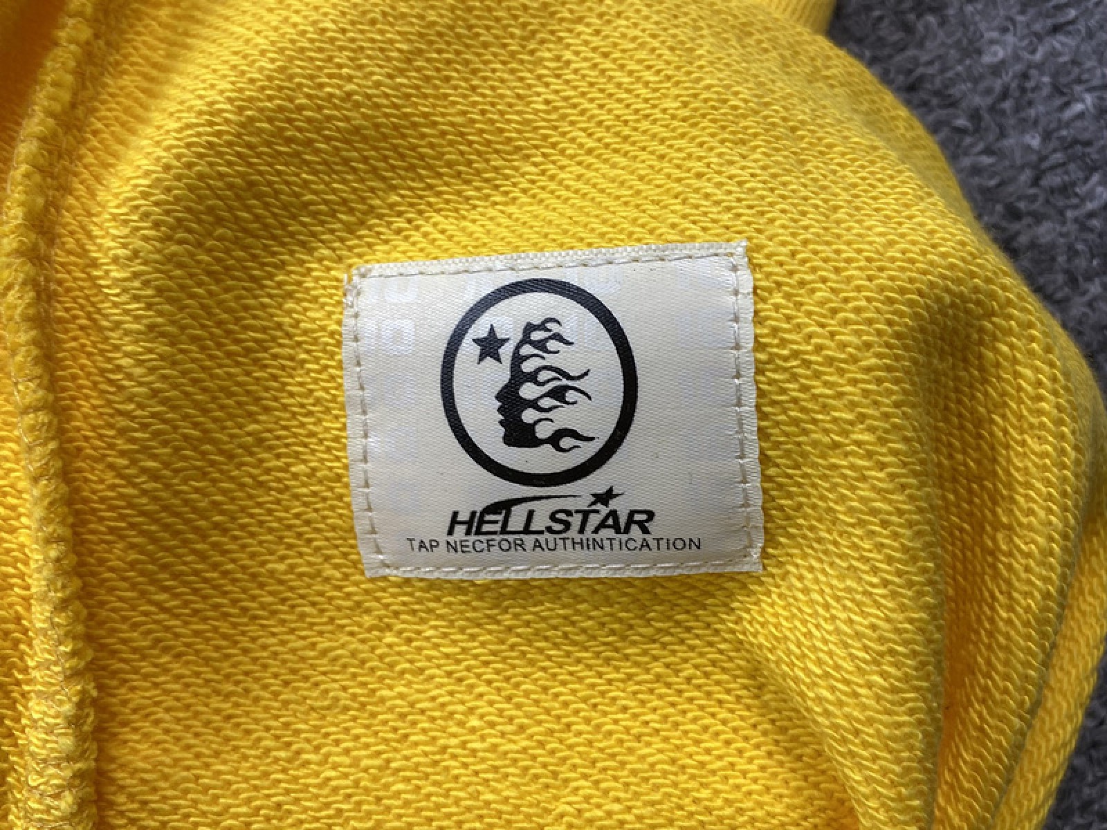 HELLSTAR Crewneck