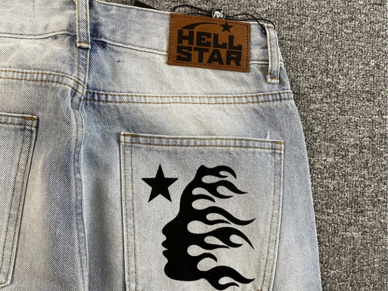 HELLSTAR Jeans