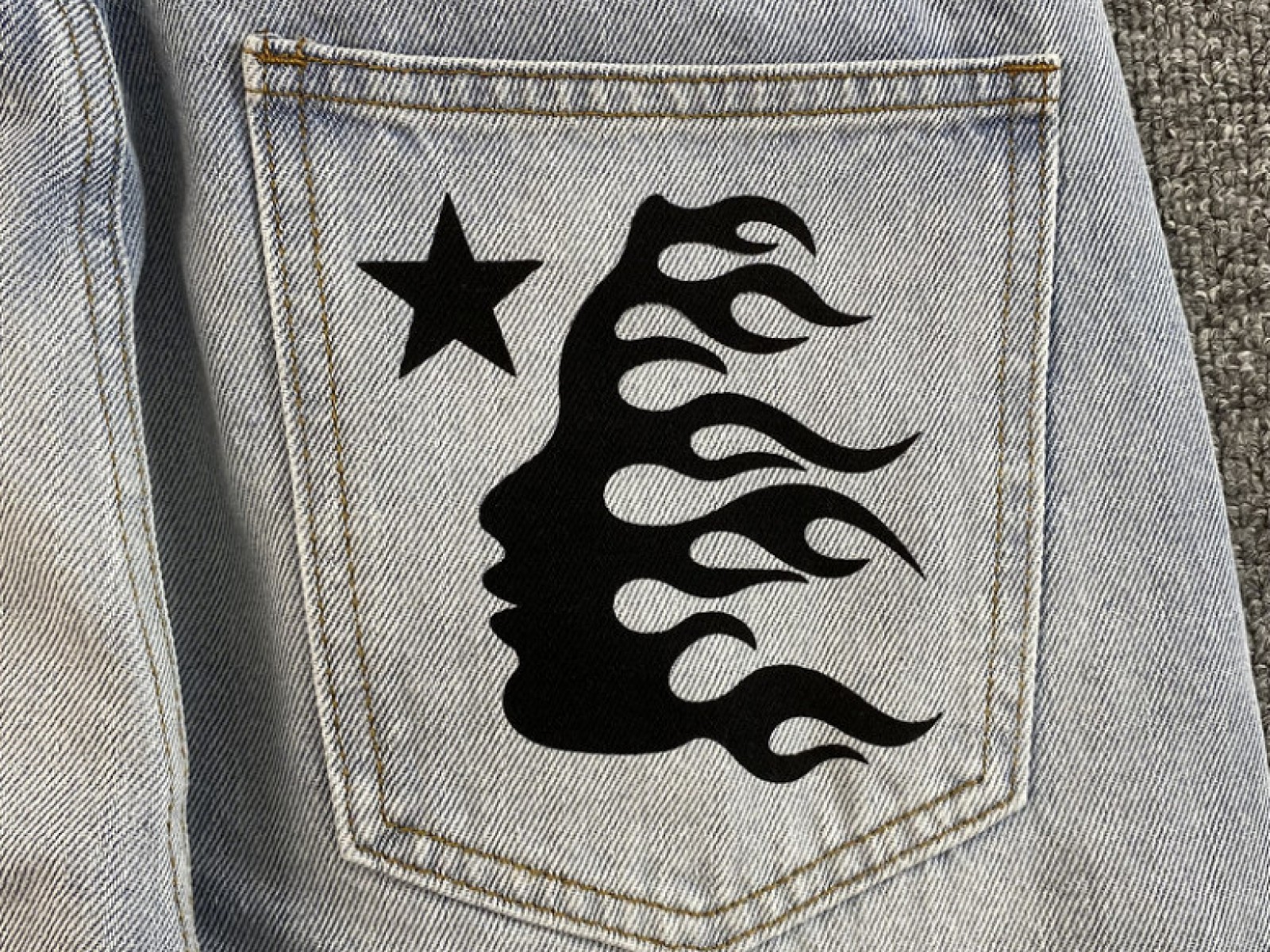 Hellstar Jeans