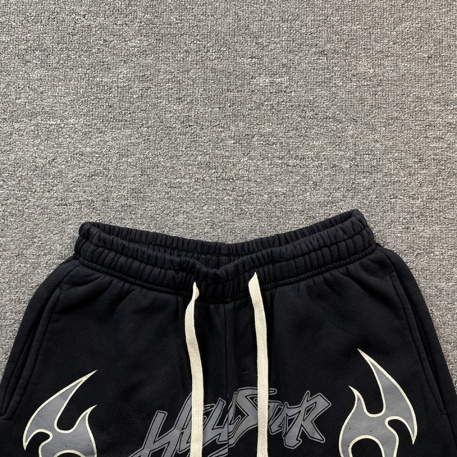 HELLSTAR Short