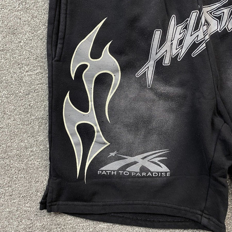 HELLSTAR Short