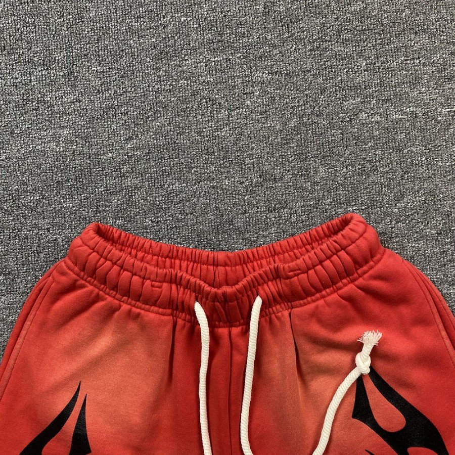 Hellstar Short