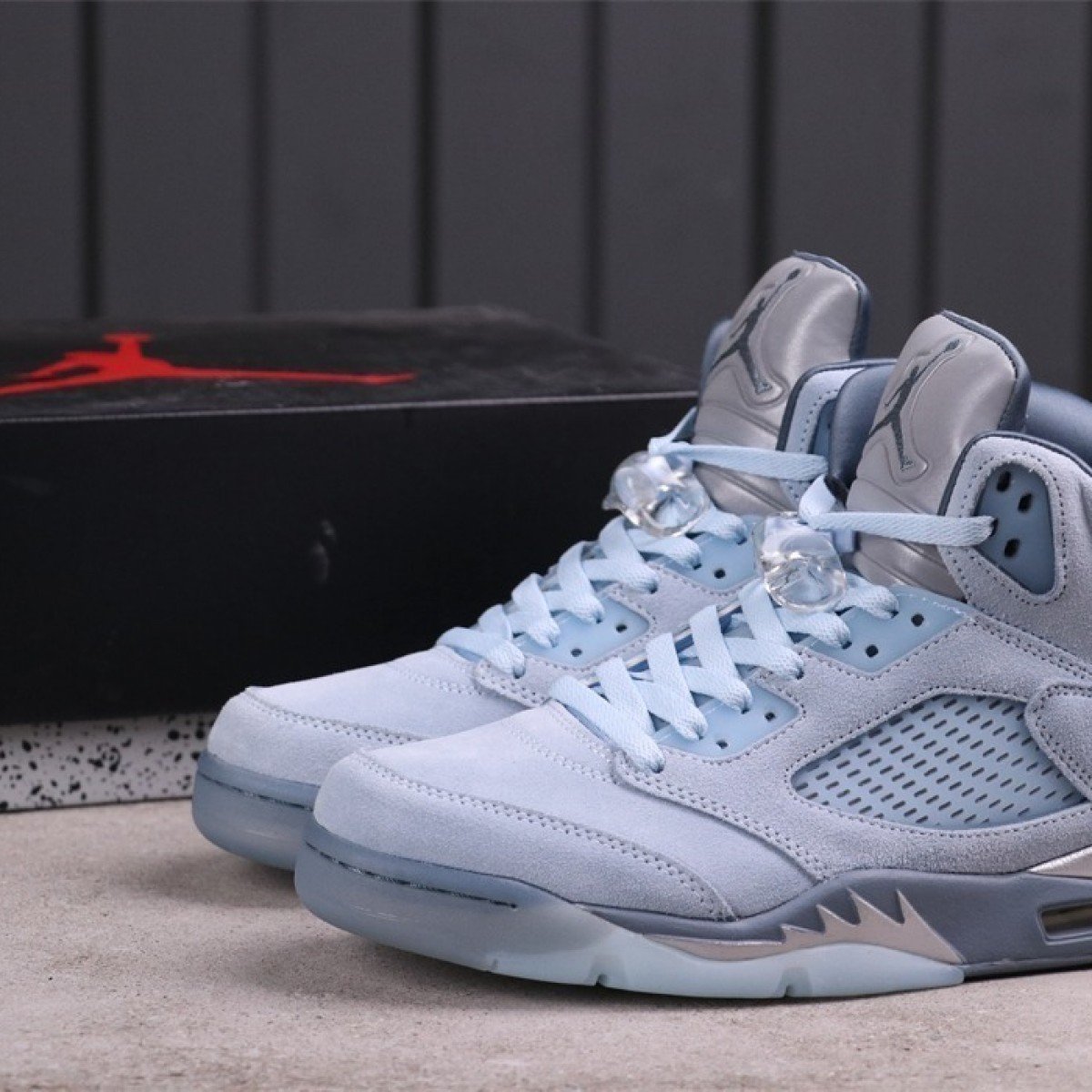 76USD Air Jordan 5 AJ5 Michigan DD9336-400 Size 40-47.5 us7-us13