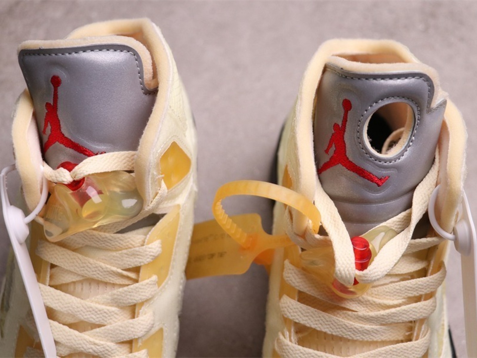 OFF-WHITE x Air Jordan 4 SP Sail DH8565-100