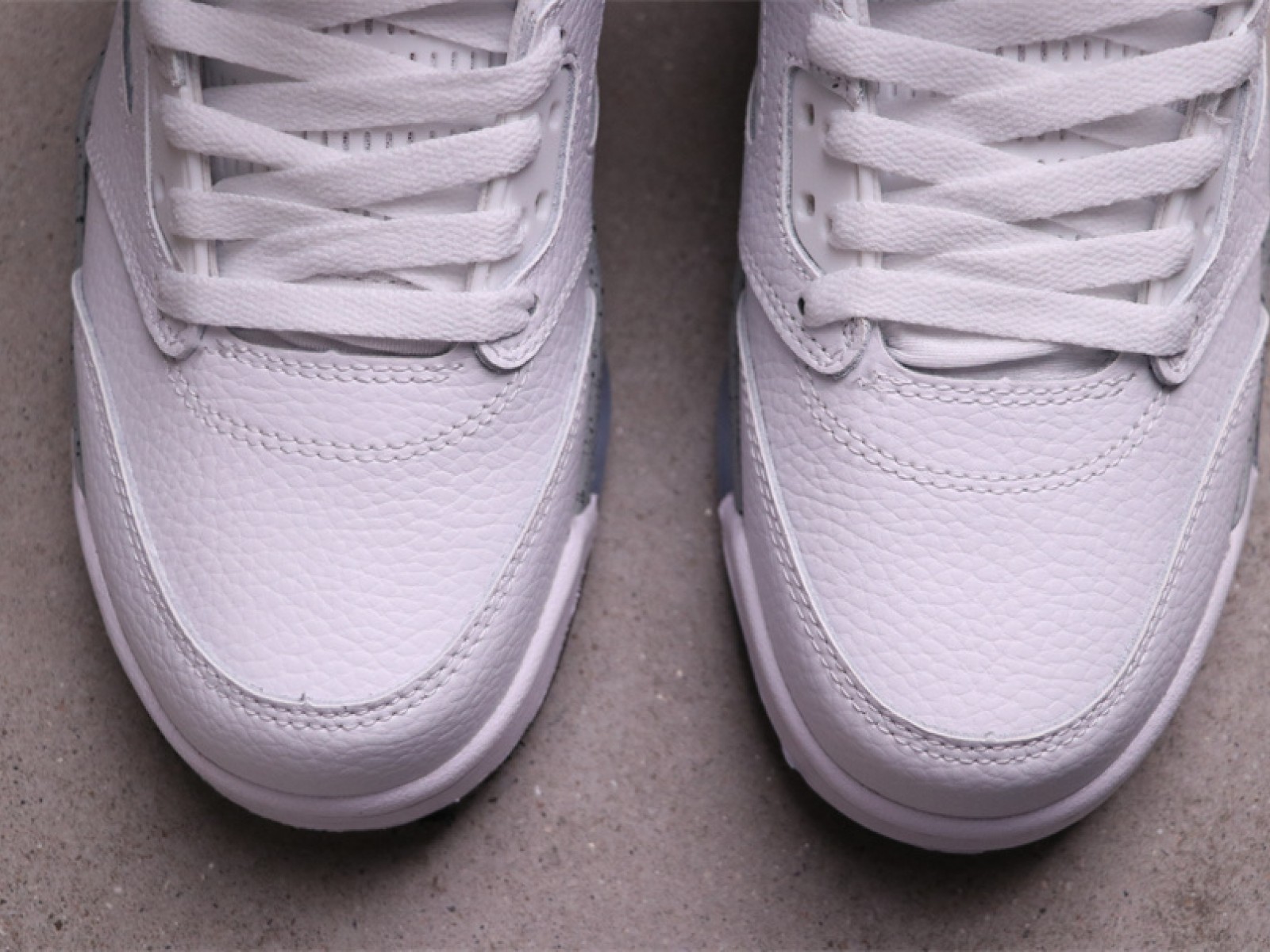 Air Jordan 5 International Flight 136027-104