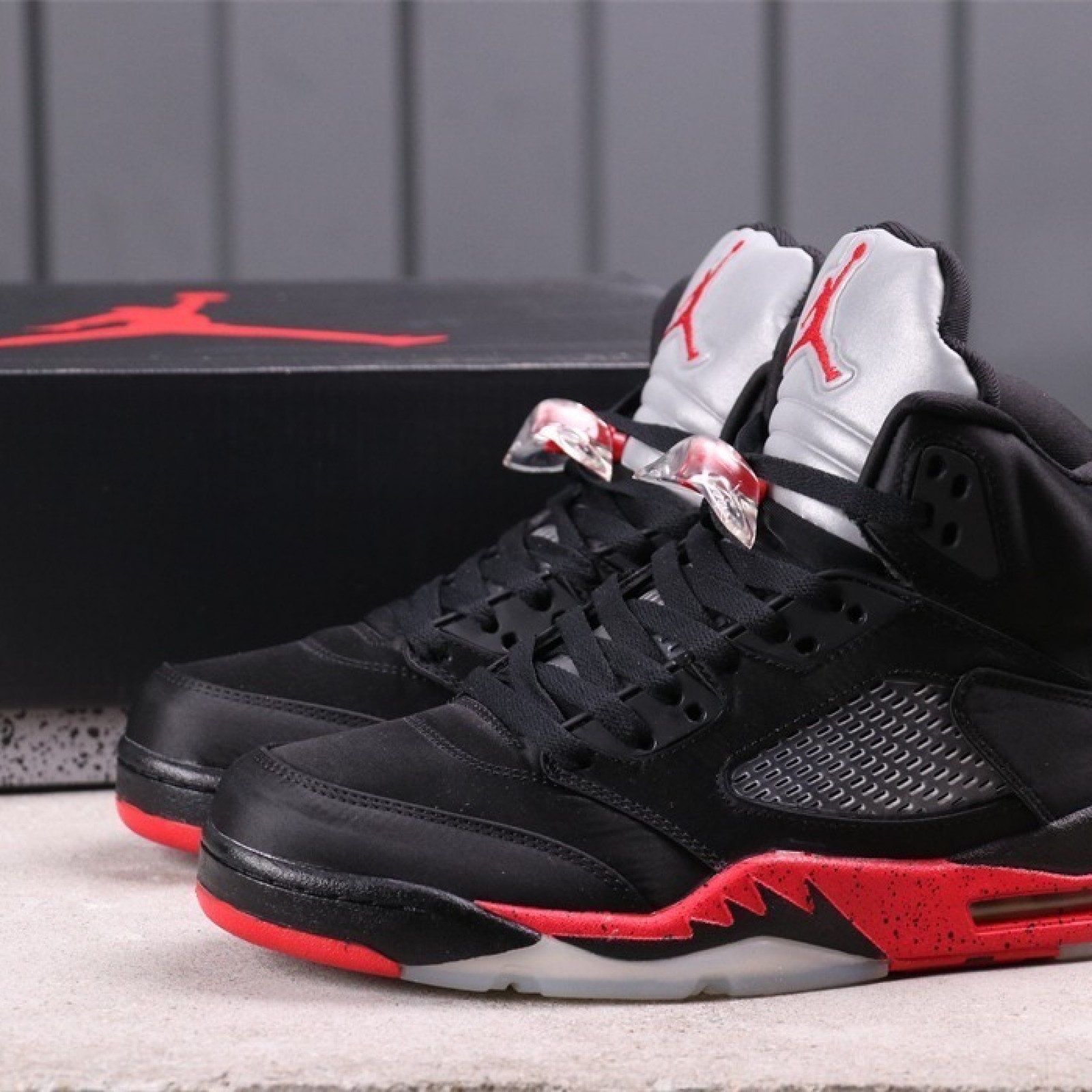 Air Jordan 5 Satin Bred 136027-006