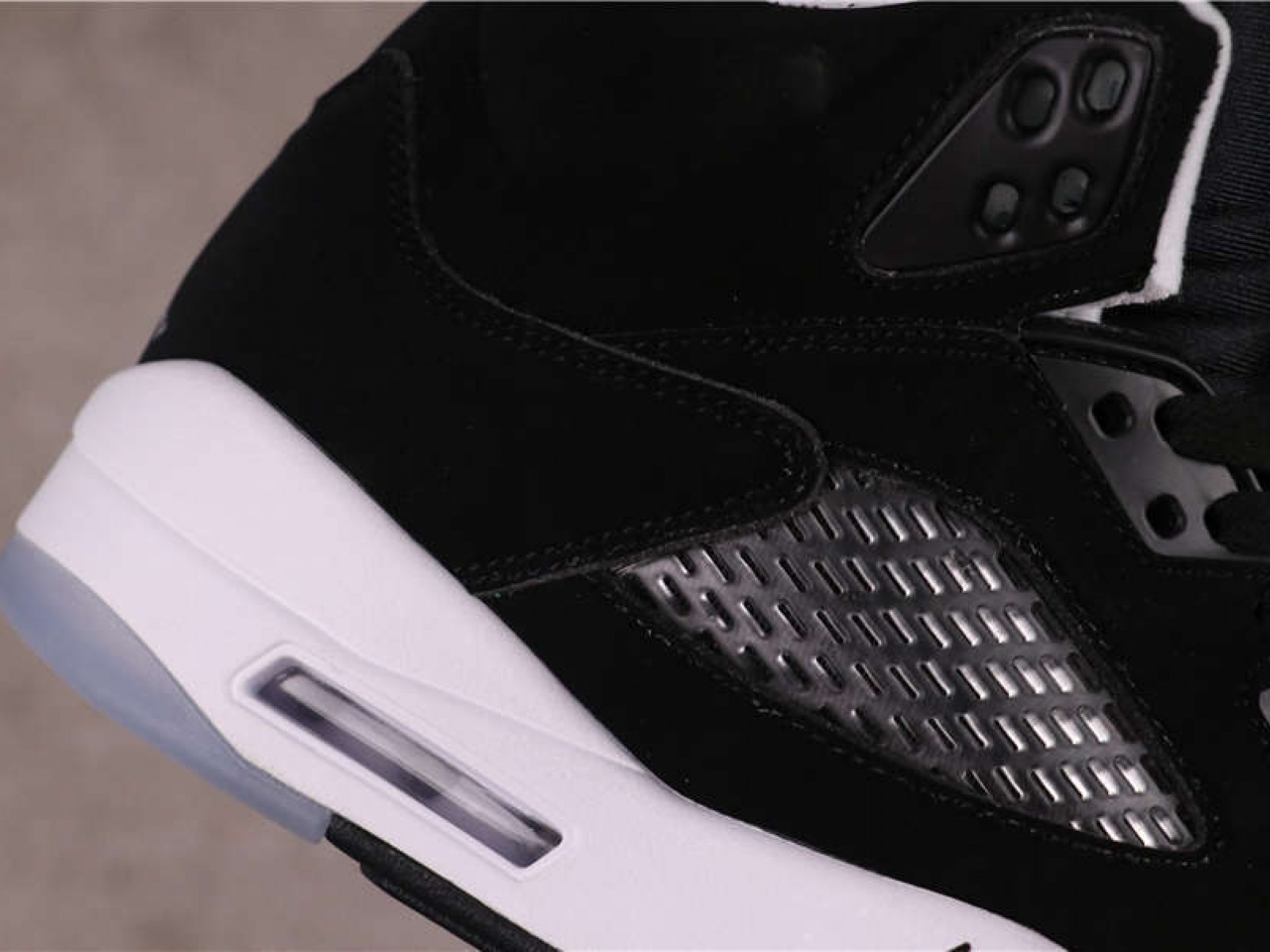 Air Jordan 5 136027-035