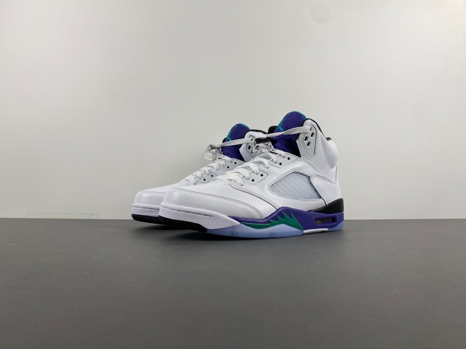 Air Jordan 5 Retro OG HQ7978-100