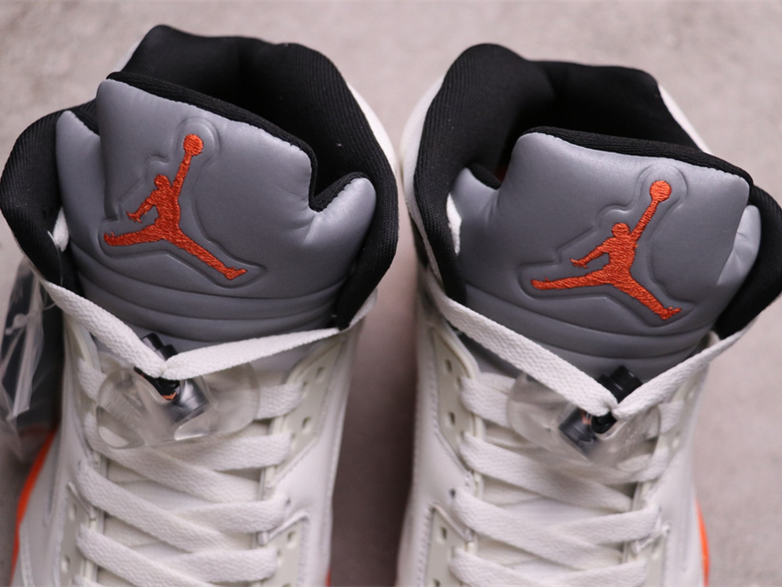 Air Jordan 5 Fire Red DC1060-100