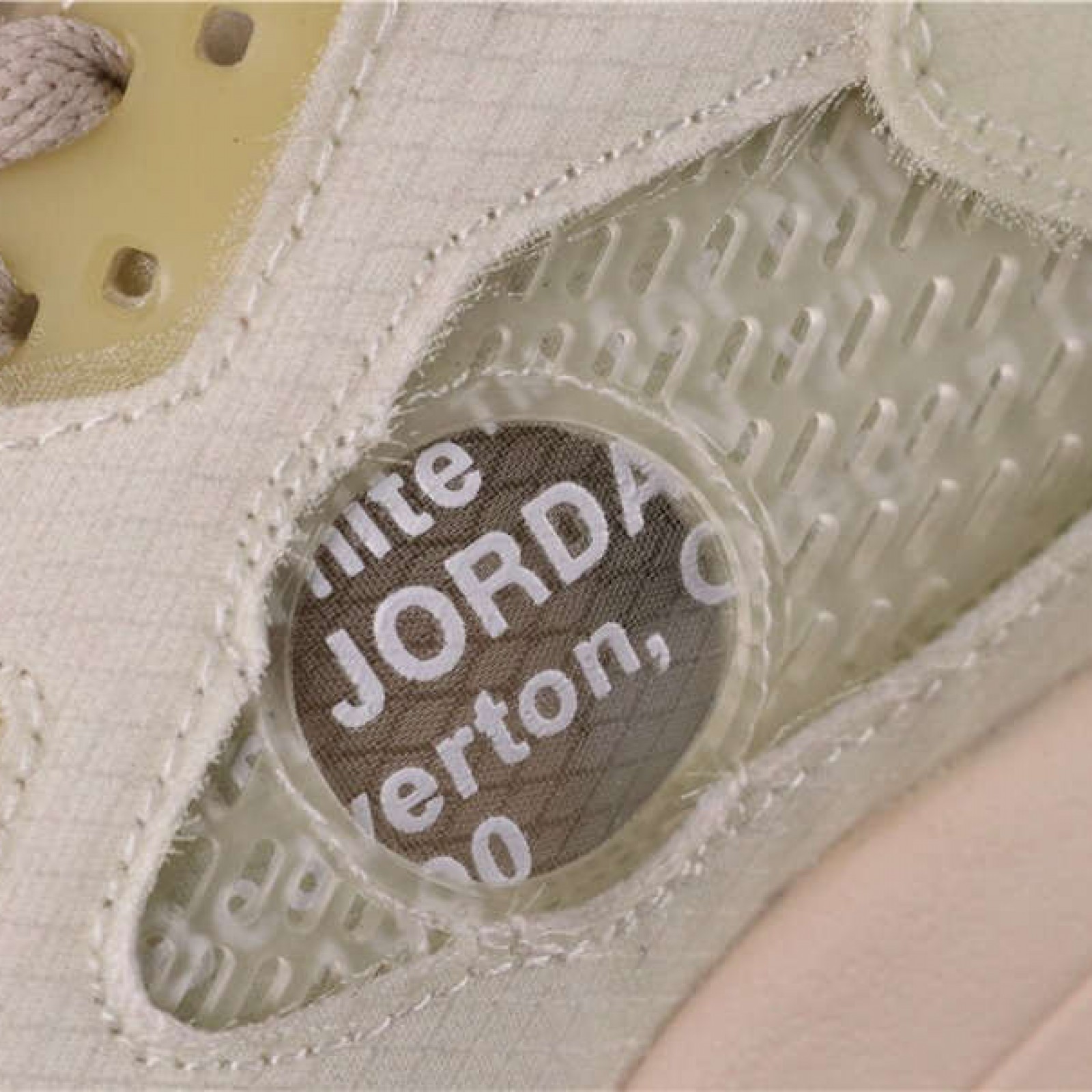 Air Jordan 5 Michigan CT8480-100