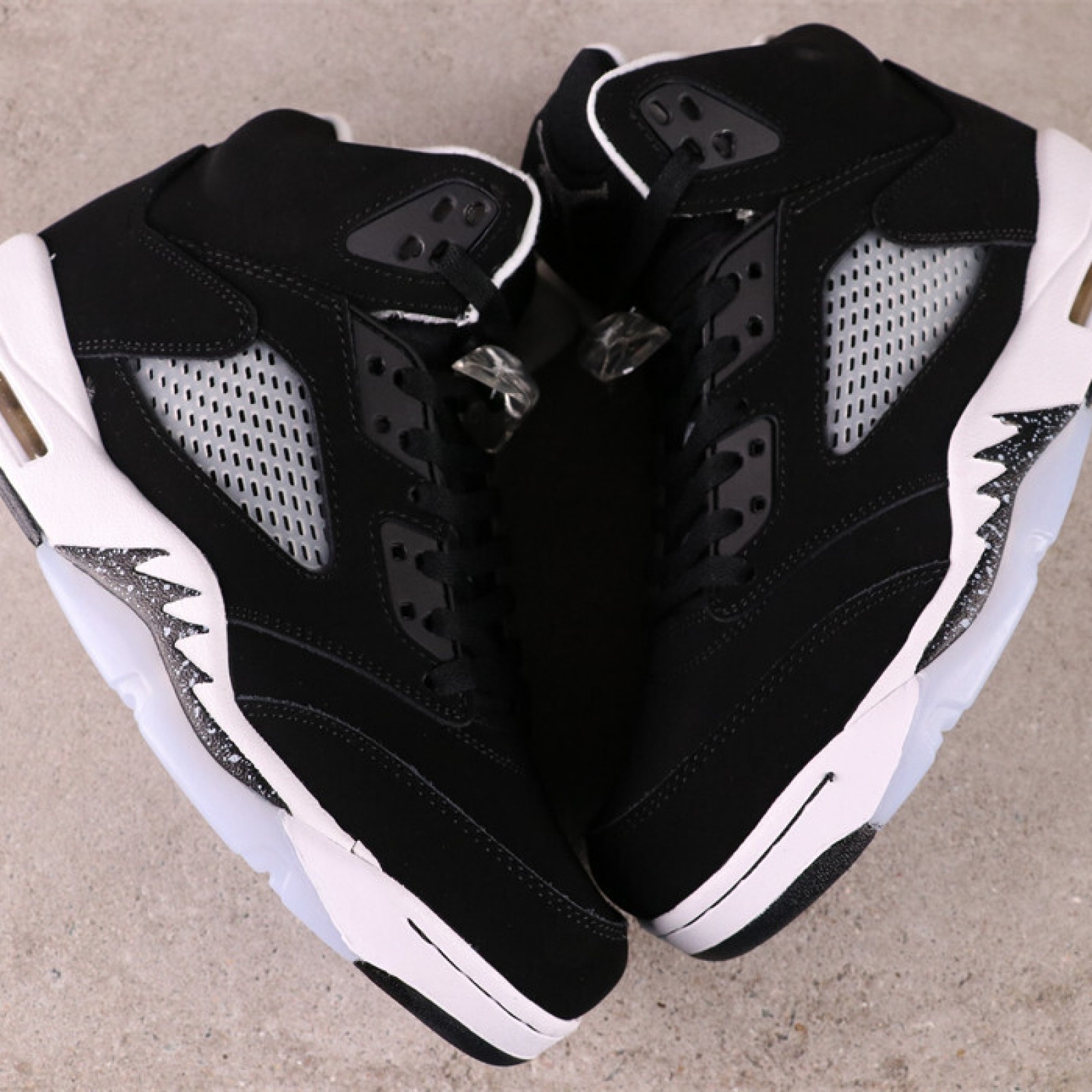 Air Jordan 5 Stealth 2.0 CT4838-011