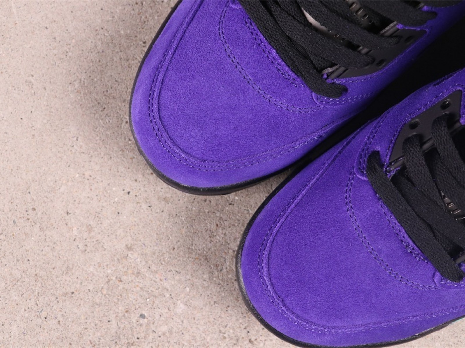 Air Jordan 5 Alternate Grape 136027-500