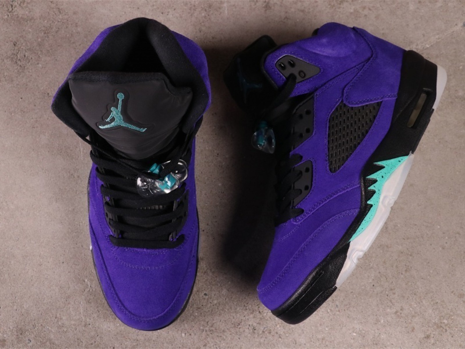 Air Jordan 5 Alternate Grape 136027-500