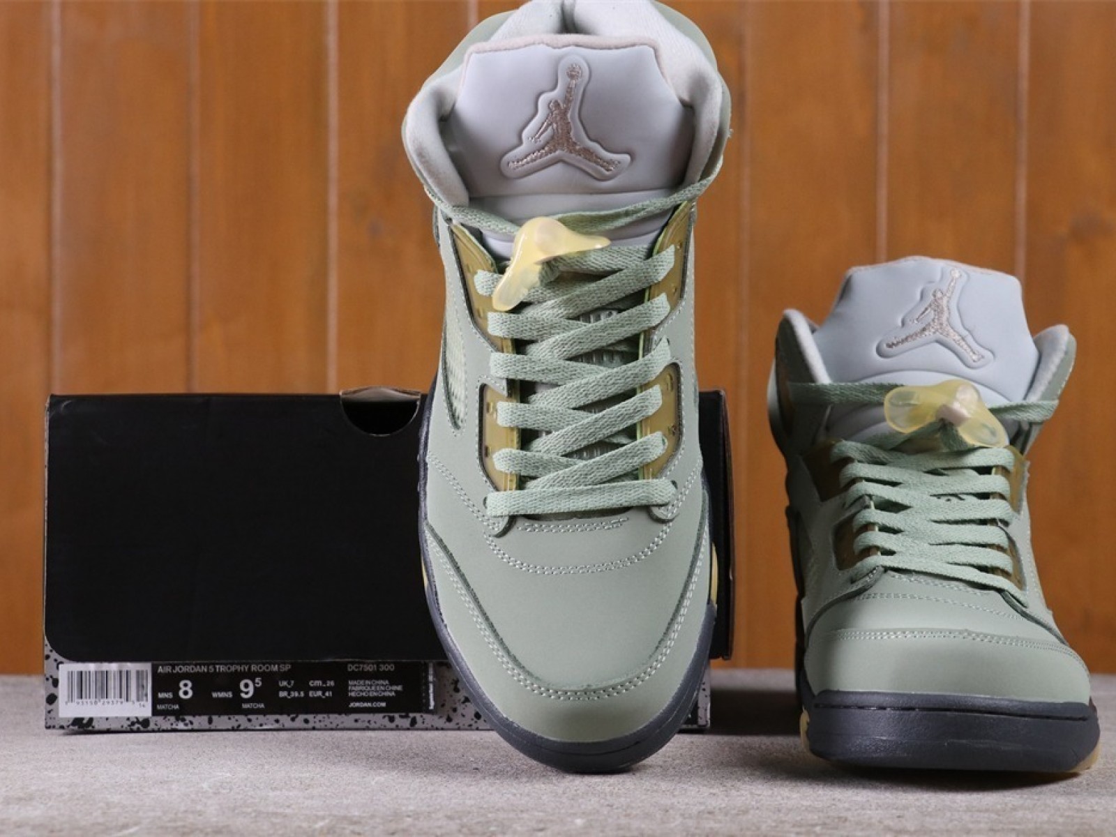 Air Jordan 5 SP Michigan DC7510-300