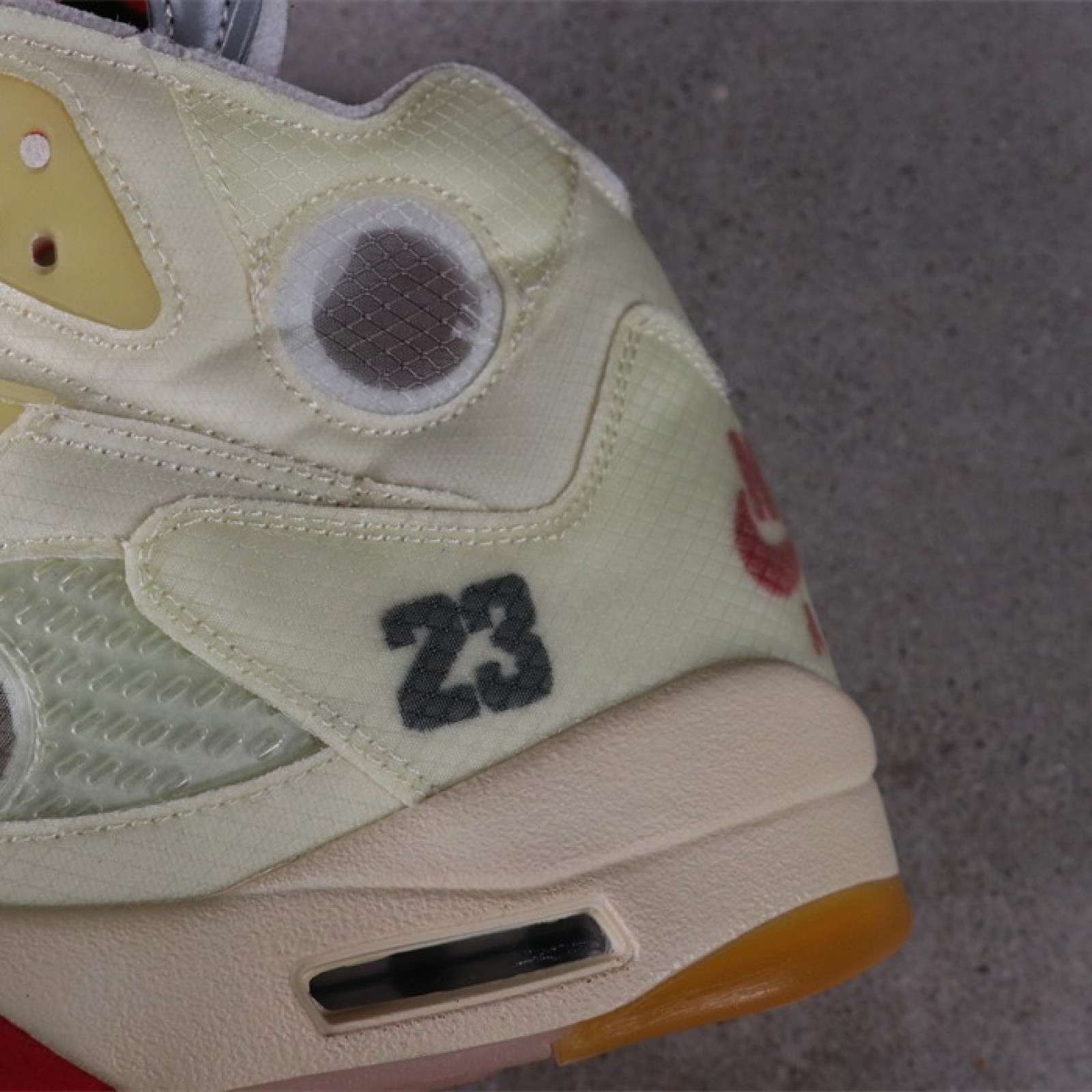 OFF-WHITE x Air Jordan 5 CT8480-002