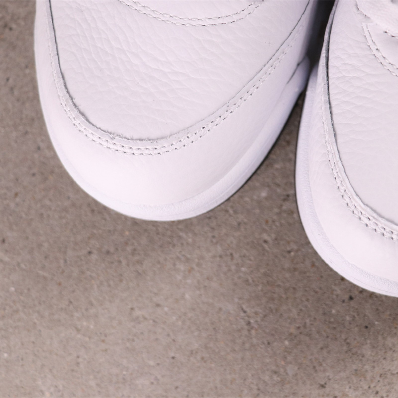 Air Jordan 5 DD0587-110