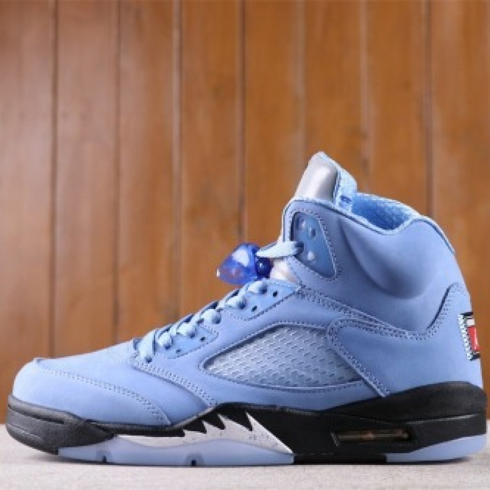 Air Jordan 5 UNC DV1310-401