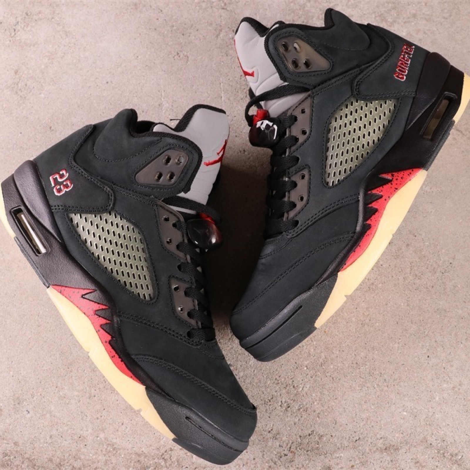 Air Jordan 5 Gore-Tex Off-Noir DR0092-001